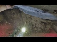 صفحه نمایش لاستیکی قرمز و مشکی