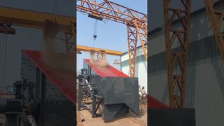 صفحه ویبره سه لایه تست کارخانه در حال اجرا. صفحه ویبره سه لایه مدل 2160