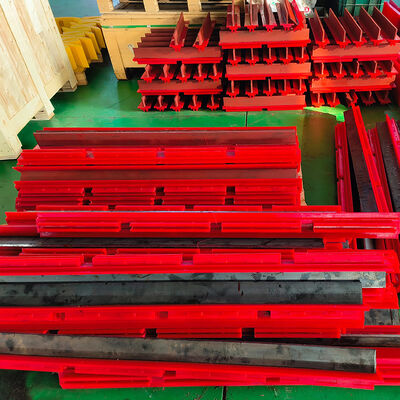 شبکه پاک کننده آب پلی اورتان 305mm عرض 4mm Slot Rail Support با مقاومت بالا در لباس