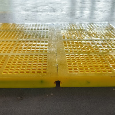 2x2 Mesh Size Polyurethane Screen Mesh با مقاومت بالا در برابر فرسایش و کار بدون انسداد برای غربالگری معدن